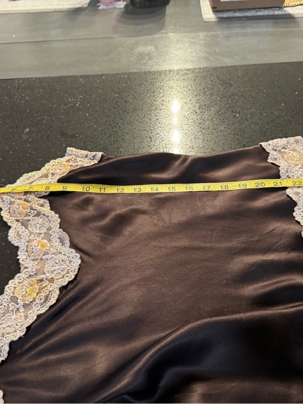 New York & Company brown silk camisole, beige lace trim, adjustable straps, M. - Picture 14 of 15